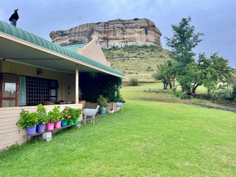 4 Bedroom Property for Sale in Fouriesburg Free State